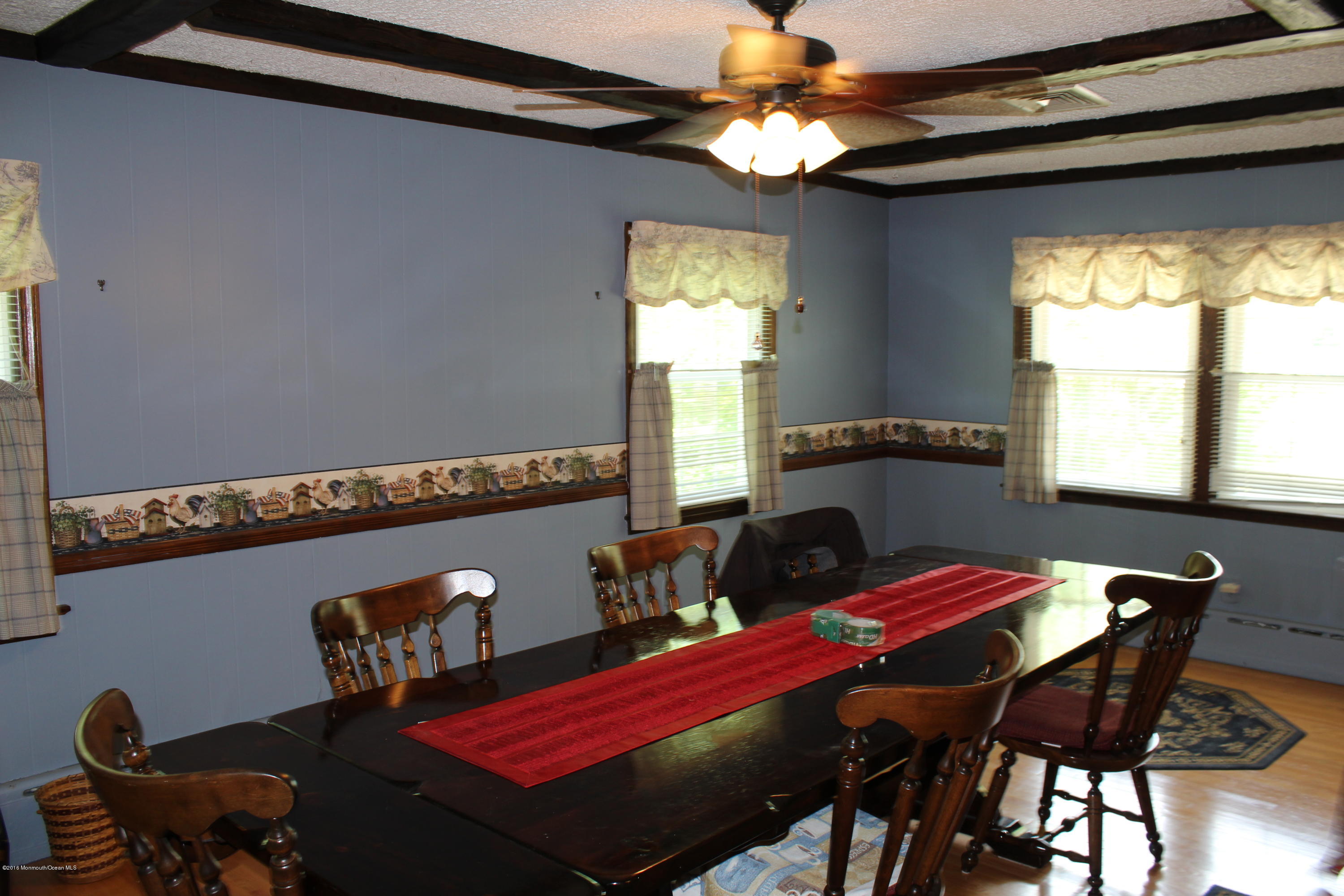 340 Middle Road Hazlet, NJ 07730 - Photo 4 of 15 IMG_0409 - Copy