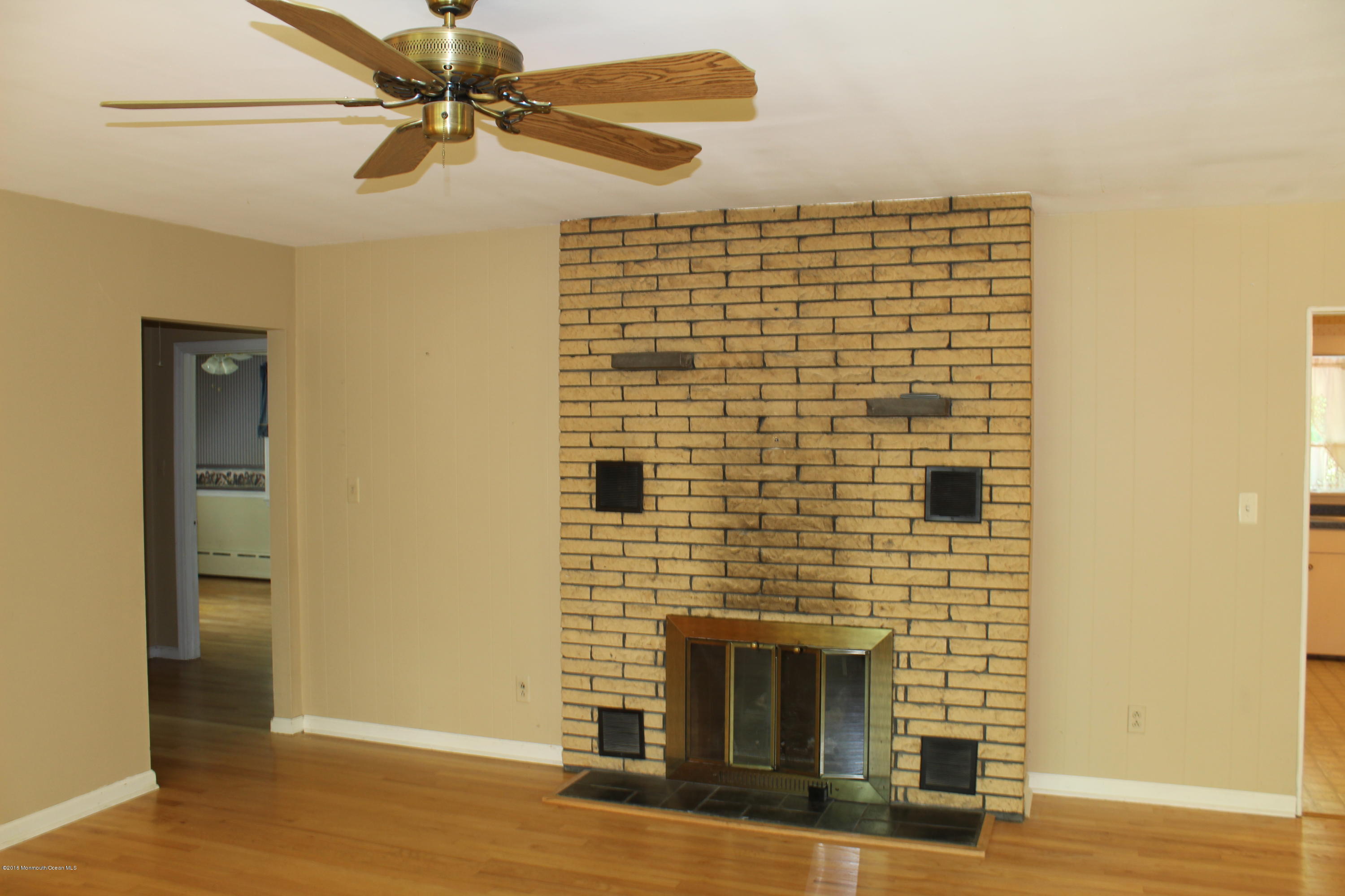 340 Middle Road Hazlet, NJ 07730 - Photo 7 of 15 IMG_0400