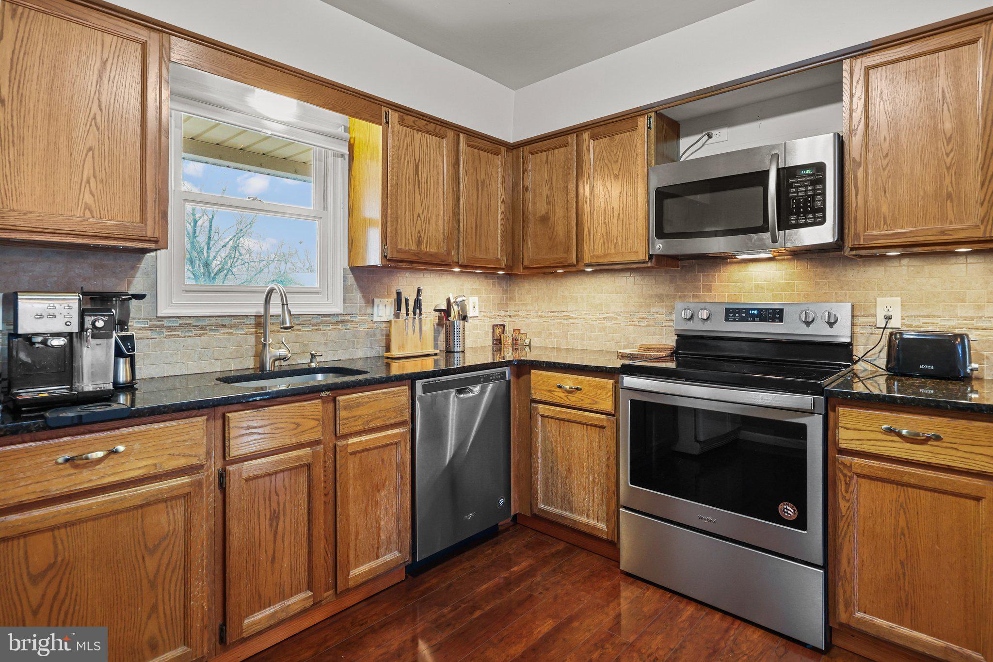233 Inverness Circle Chalfont, PA 18914 - Photo 11 of 31
