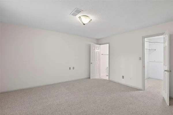 $275,000 | 1 Fairway Drive, Kennesaw, GA 30144