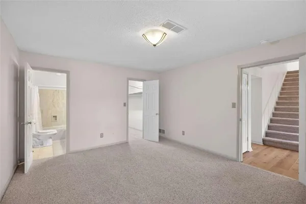 $275,000 | 1 Fairway Drive, Kennesaw, GA 30144