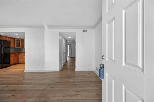 $275,000 | 1 Fairway Drive, Kennesaw, GA 30144