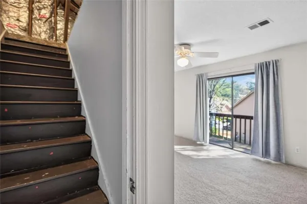 $275,000 | 1 Fairway Drive, Kennesaw, GA 30144