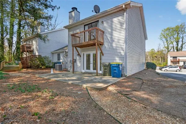 $275,000 | 1 Fairway Drive, Kennesaw, GA 30144