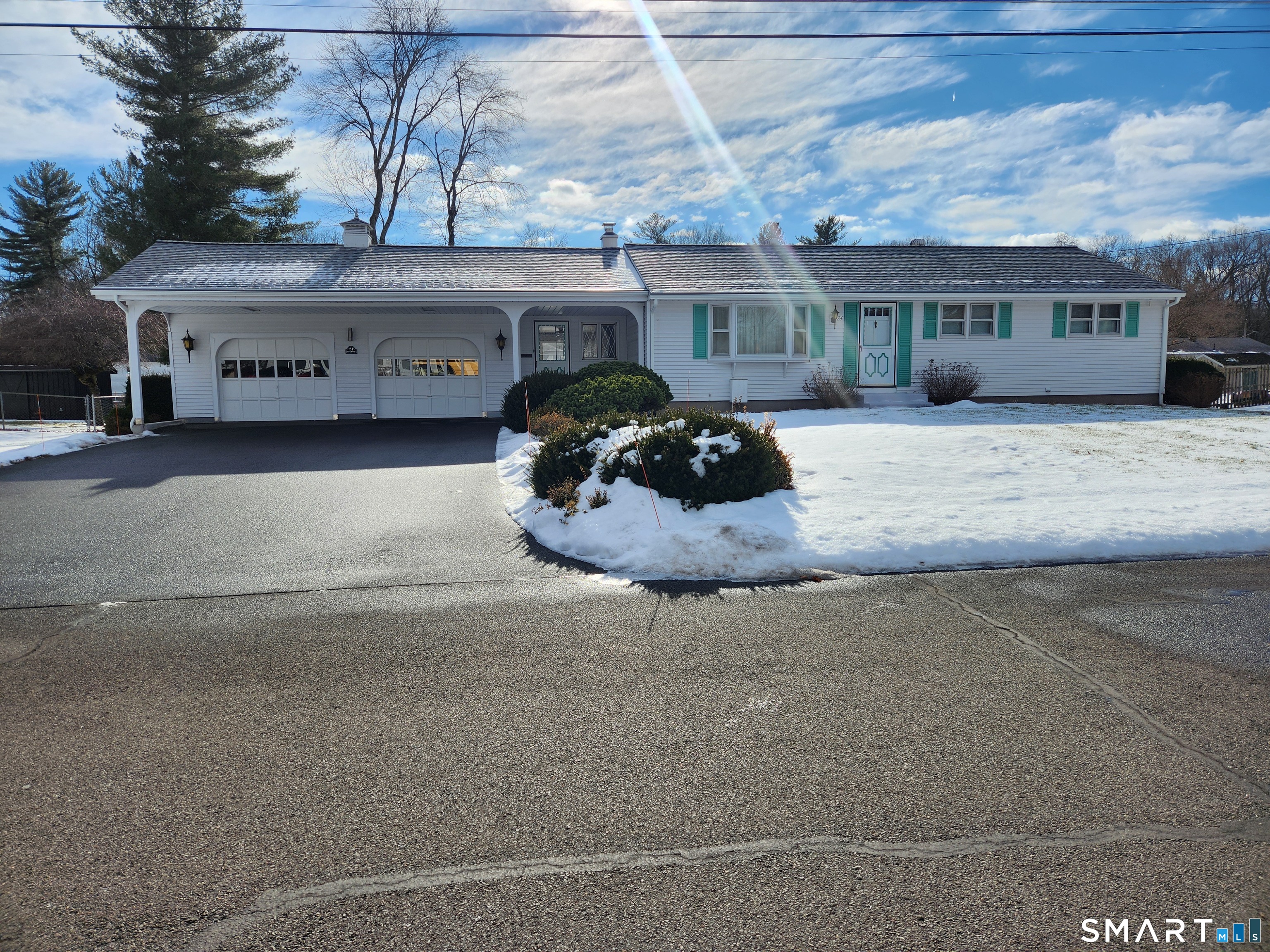 24 Iroquois Road Enfield, CT 06082 - Photo 16 of 38