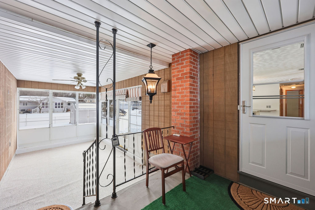 24 Iroquois Road Enfield, CT 06082 - Photo 21 of 38