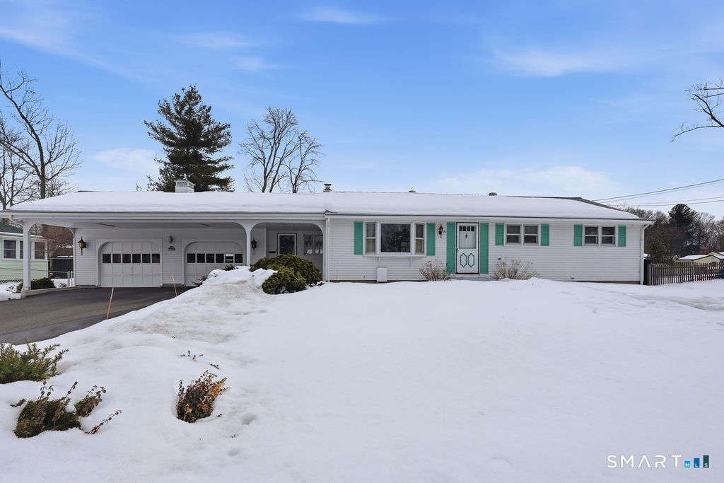 24 Iroquois Road Enfield, CT 06082 - Photo 28 of 38