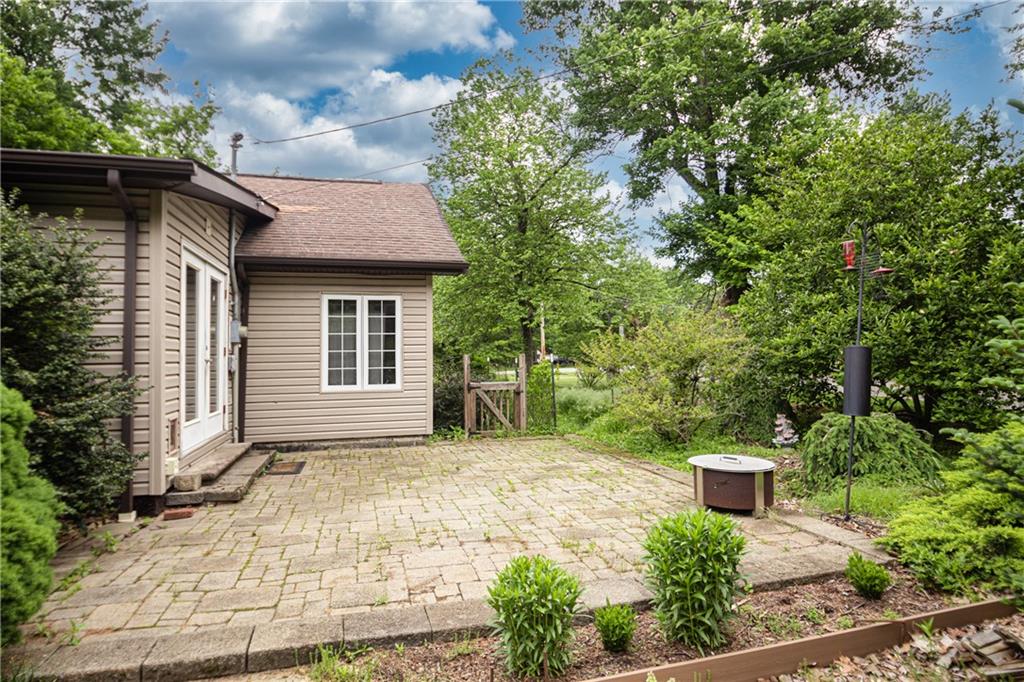 5261 Richland Road Gibsonia, PA 15044 - Photo 3 of 22