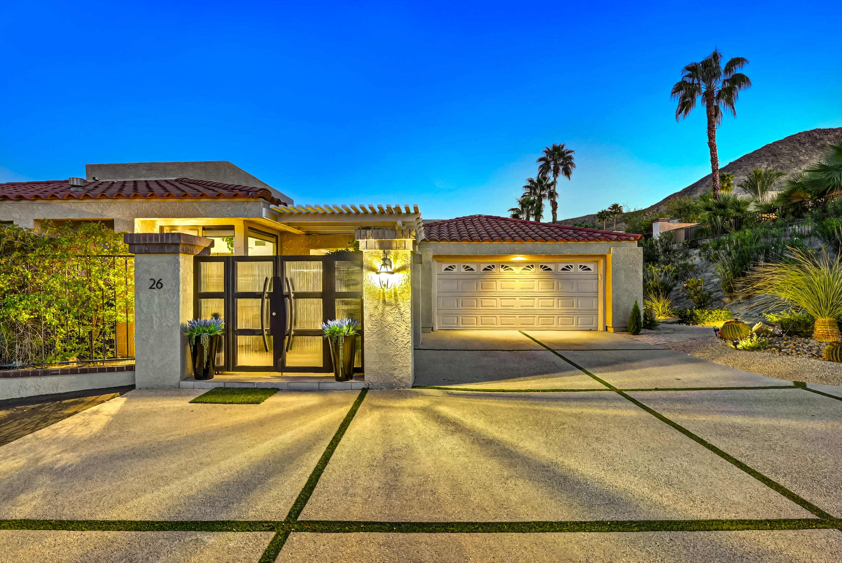 26-alta-vista-rancho-mirage-night--012