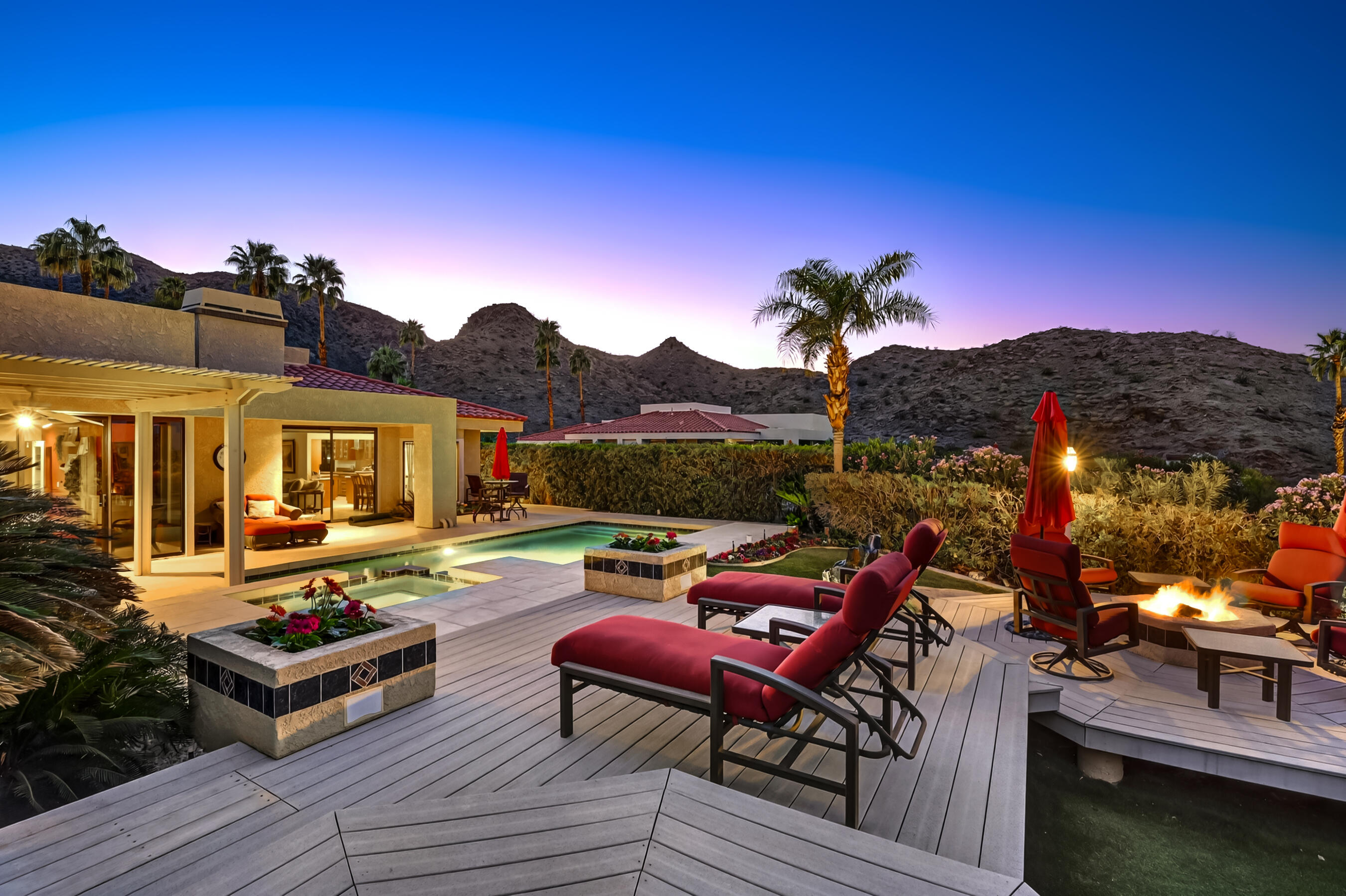 26 Alta Vista Rancho Mirage, CA 92270 - Photo 2 of 74 26-alta-vista-rancho-mirage-night--011