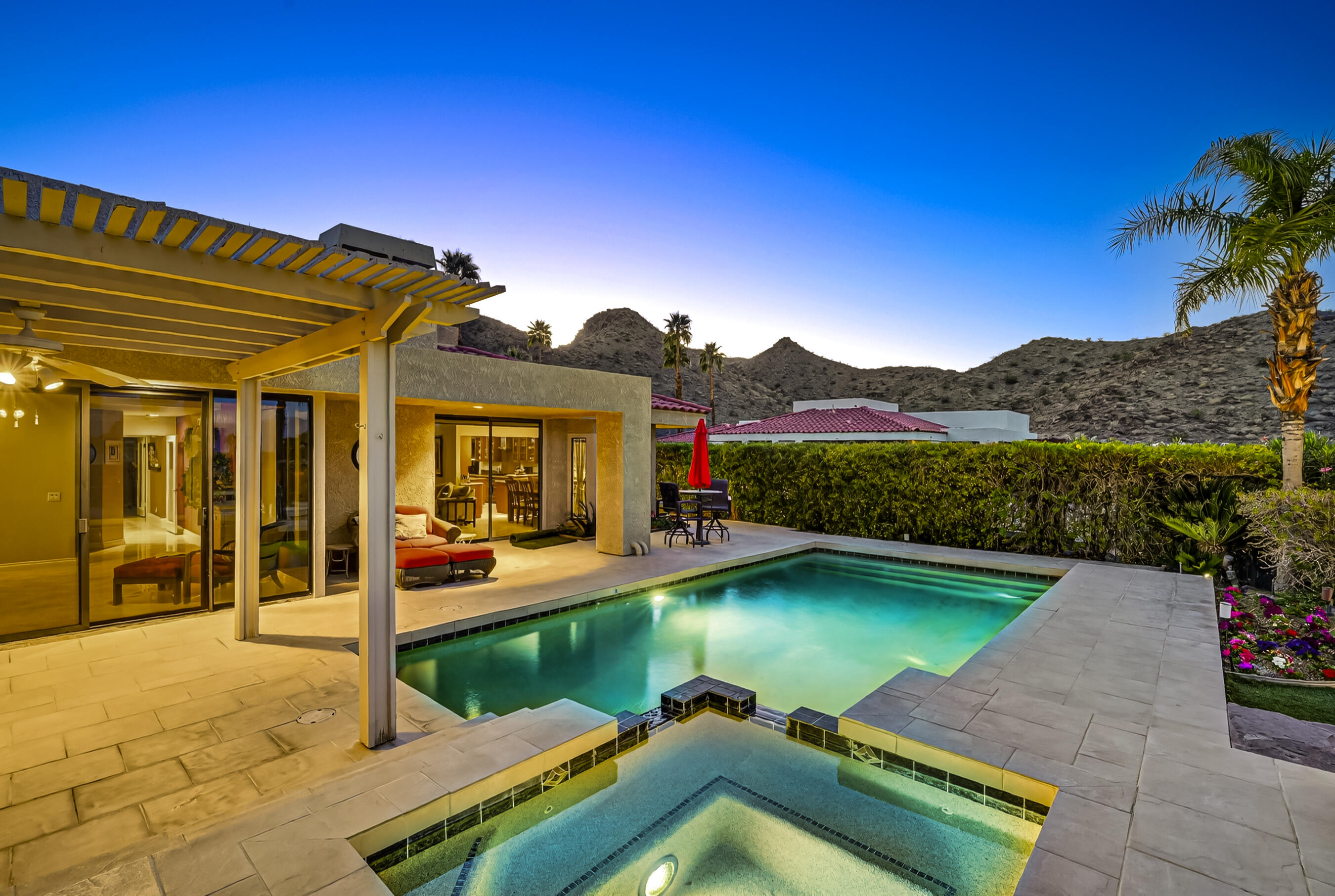26 Alta Vista Rancho Mirage, CA 92270 - Photo 42 of 74 26-alta-vista-rancho-mirage-night--009
