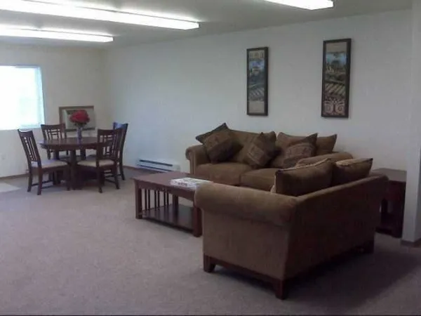 $692 | 340 E Street, Ephrata, WA 98823