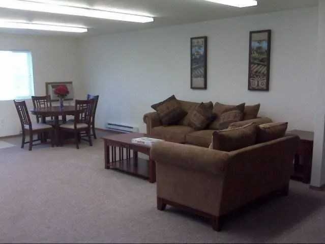 $692 | 340 E Street, Ephrata, WA 98823