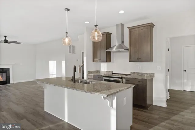 $714,900 | 28590 Old Village Road, Mechanicsville, MD 20659