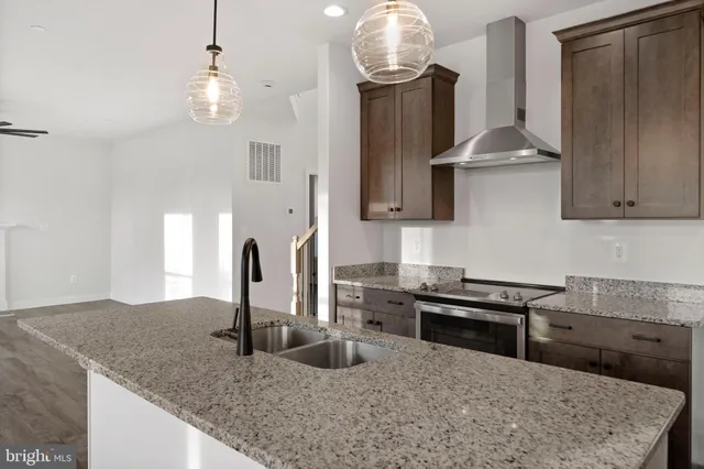 $714,900 | 28590 Old Village Road, Mechanicsville, MD 20659