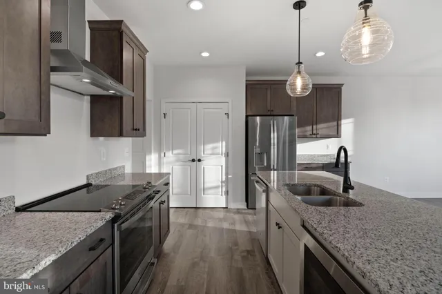 $714,900 | 28590 Old Village Road, Mechanicsville, MD 20659