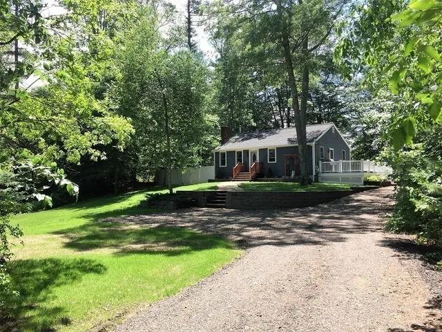 $529,000 | 829 Auburn Street, Bridgewater, MA 02324