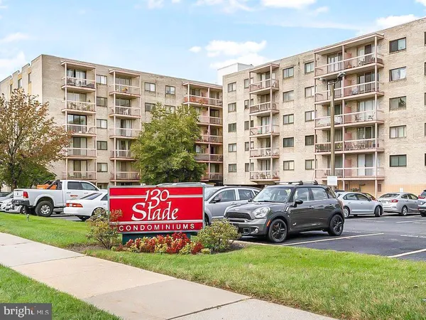 $1,350 | 130 Slade Avenue, Unit 414, Baltimore, MD 21208