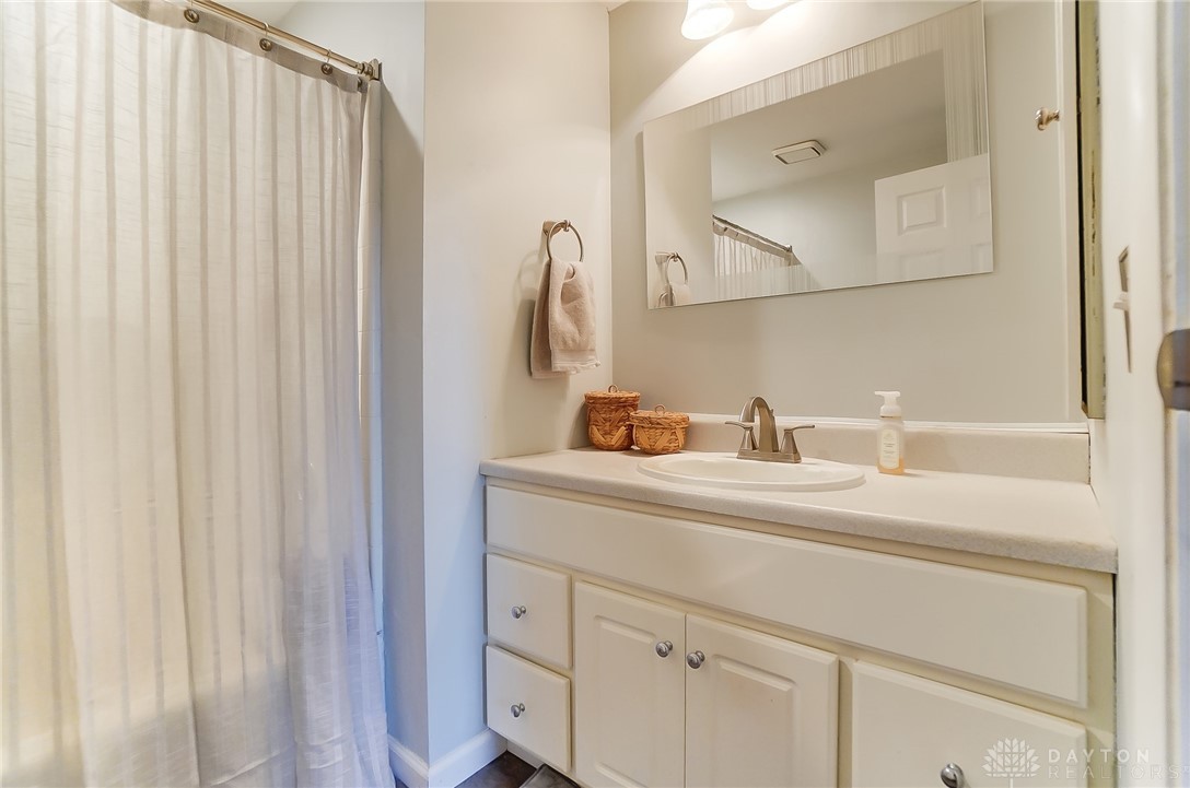 5570 Gander Road West Dayton, OH 45424 - Photo 34 of 51 Gallery Image 34