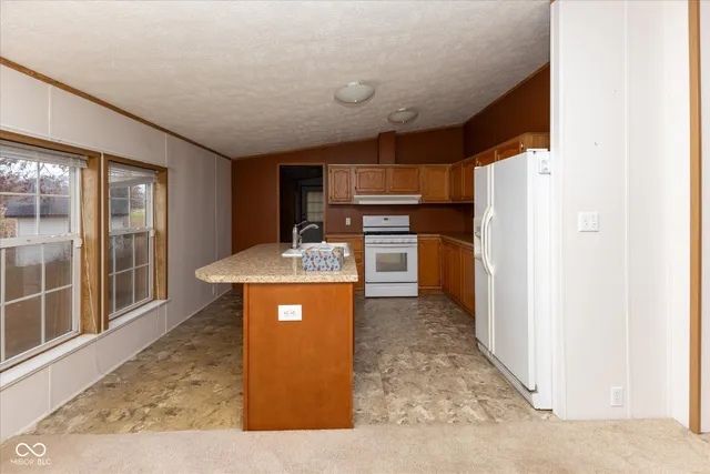 $1 | 6705 South County Road 350 West, Clayton, IN 46118