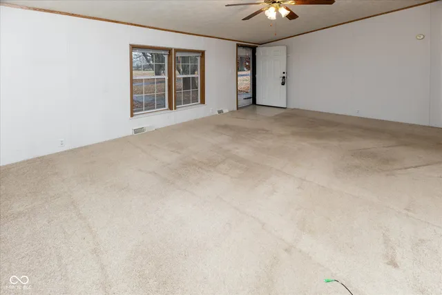 $1 | 6705 South County Road 350 West, Clayton, IN 46118