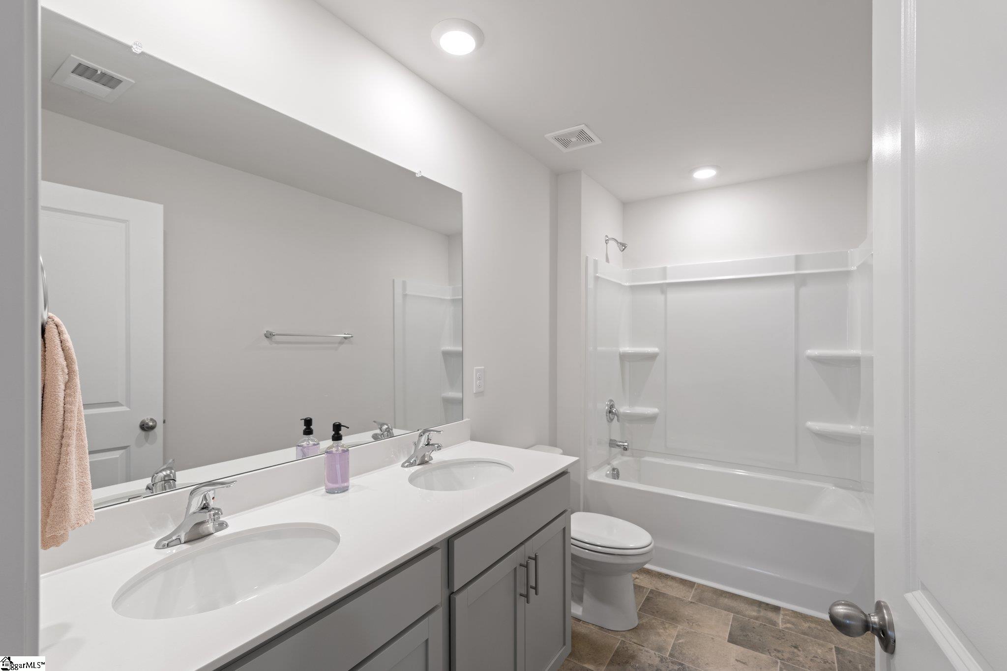 206 Bonifay Drive Fountain Inn, SC 29644 - Photo 28 of 33