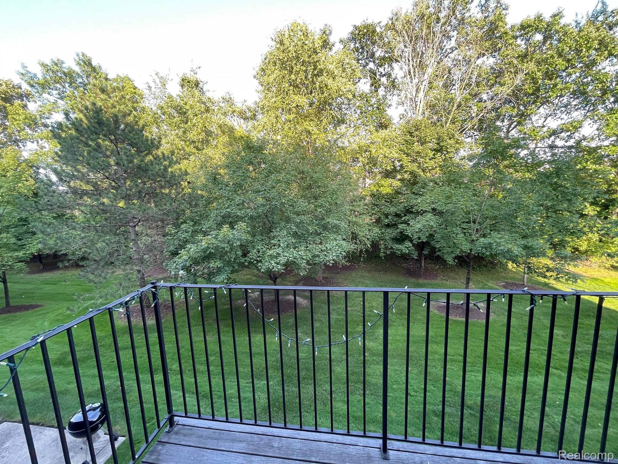 701 Cherry Orchard Road Canton, MI 48188 - Photo 27 of 33