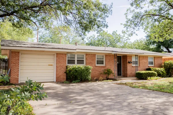 $160,000 | 4926 48th Street, Lubbock, TX 79414