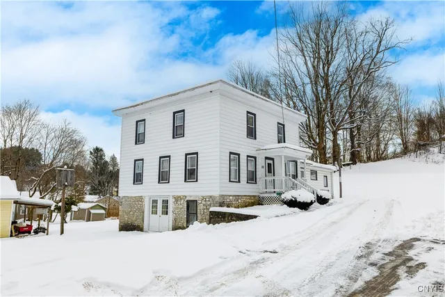 $189,000 | 100 Cassety Street, Augusta, NY 13425