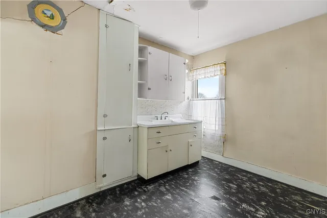 $189,000 | 100 Cassety Street, Augusta, NY 13425