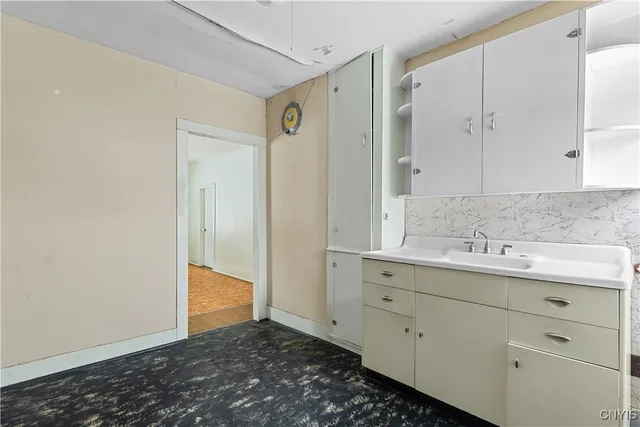 $189,000 | 100 Cassety Street, Augusta, NY 13425