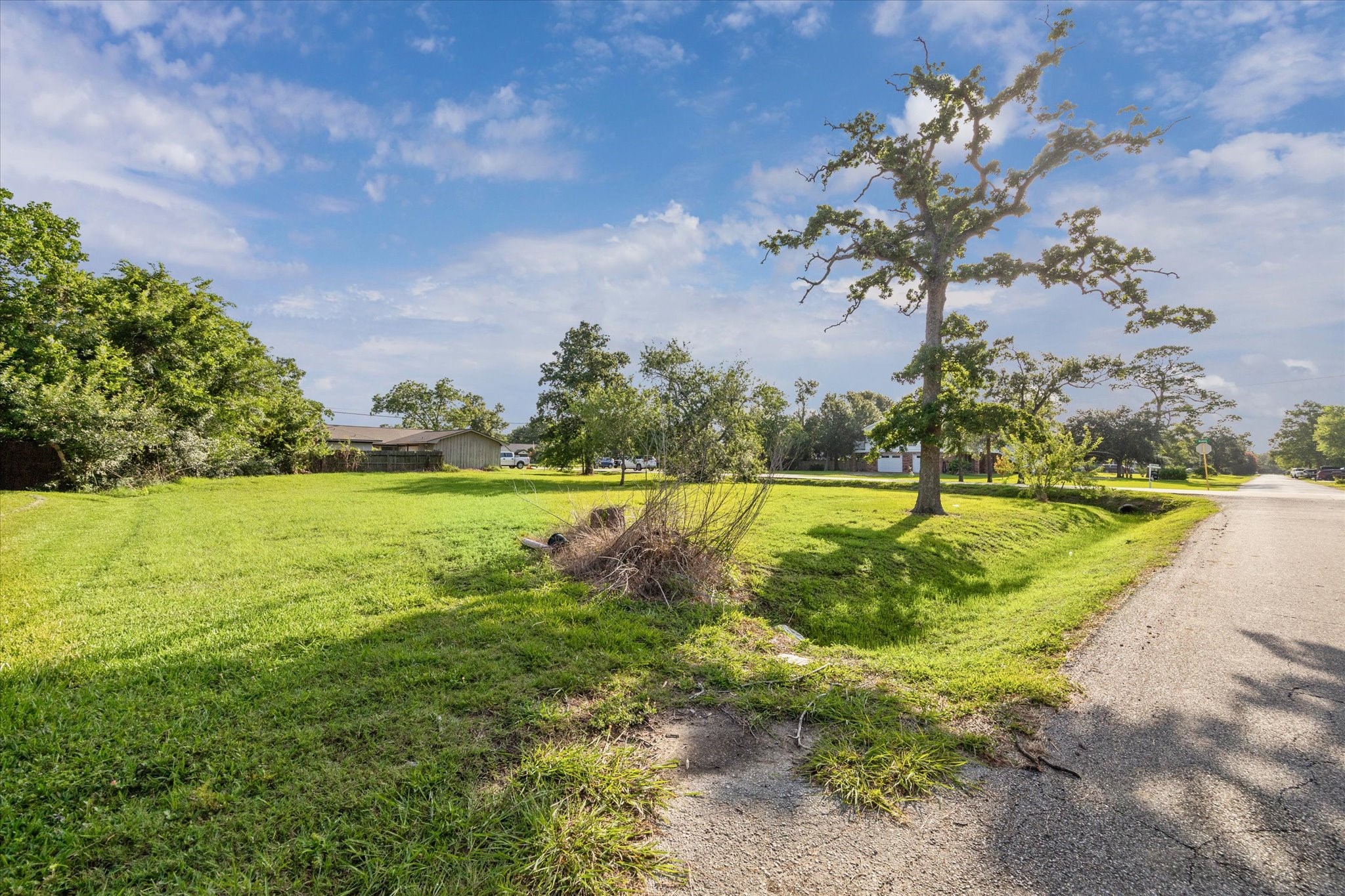 3410 Byway Avenue Shoreacres, TX 77571 - Photo 11 of 12 a view of a swimming pool with a yard