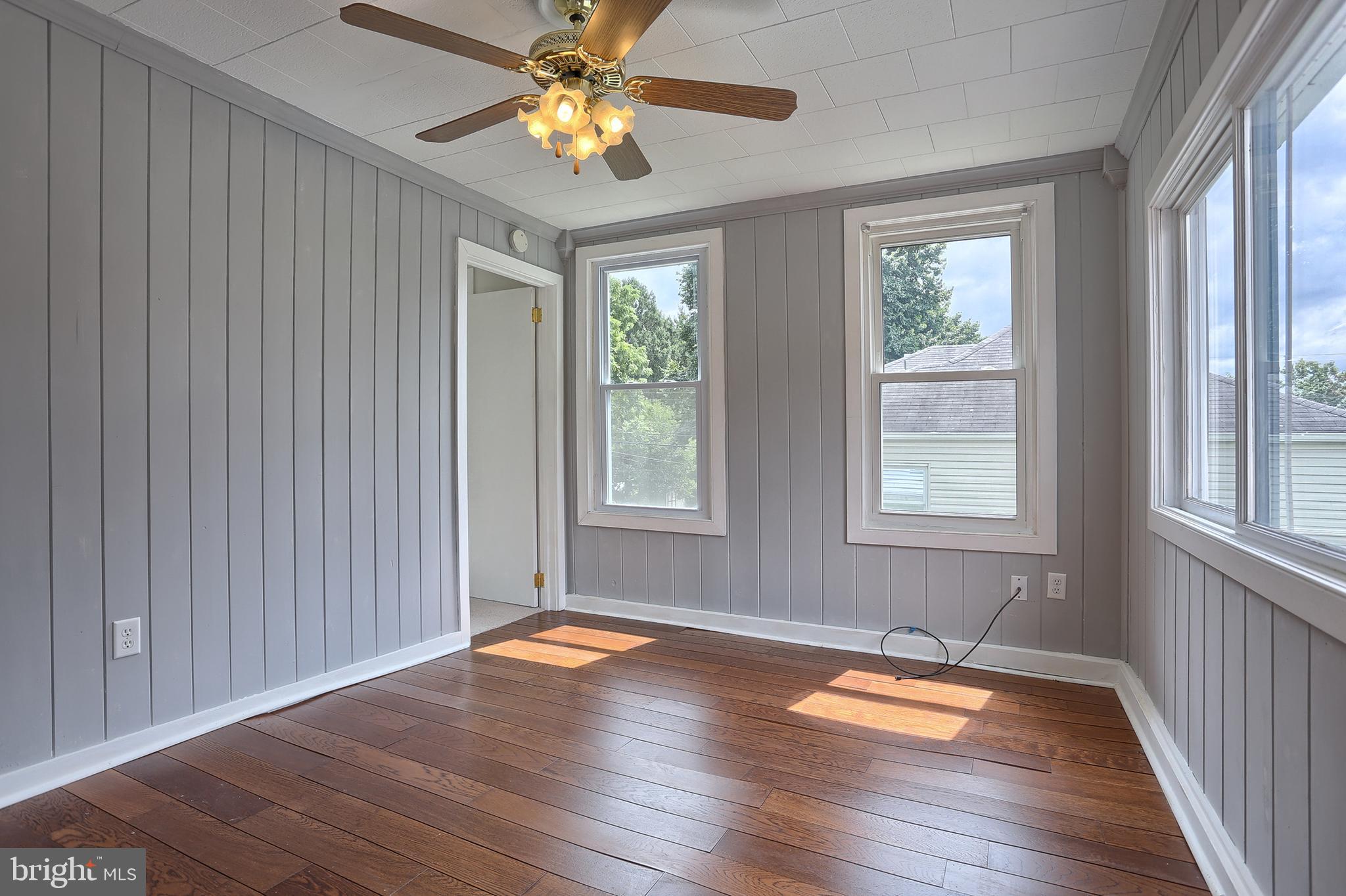 431 Luther Road Harrisburg, PA 17111 - Photo 18 of 40 Can be an office or in home business area.