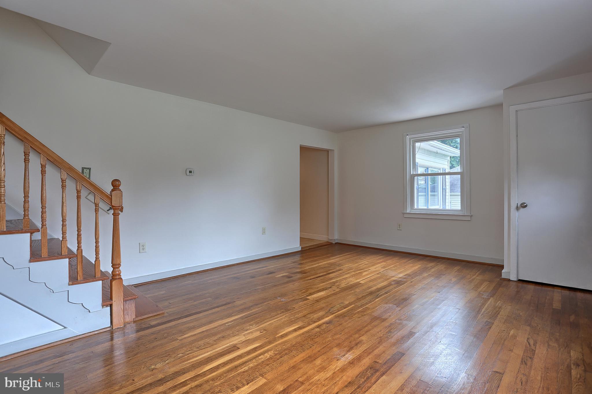 431 Luther Road Harrisburg, PA 17111 - Photo 7 of 40 Refinished floors.
