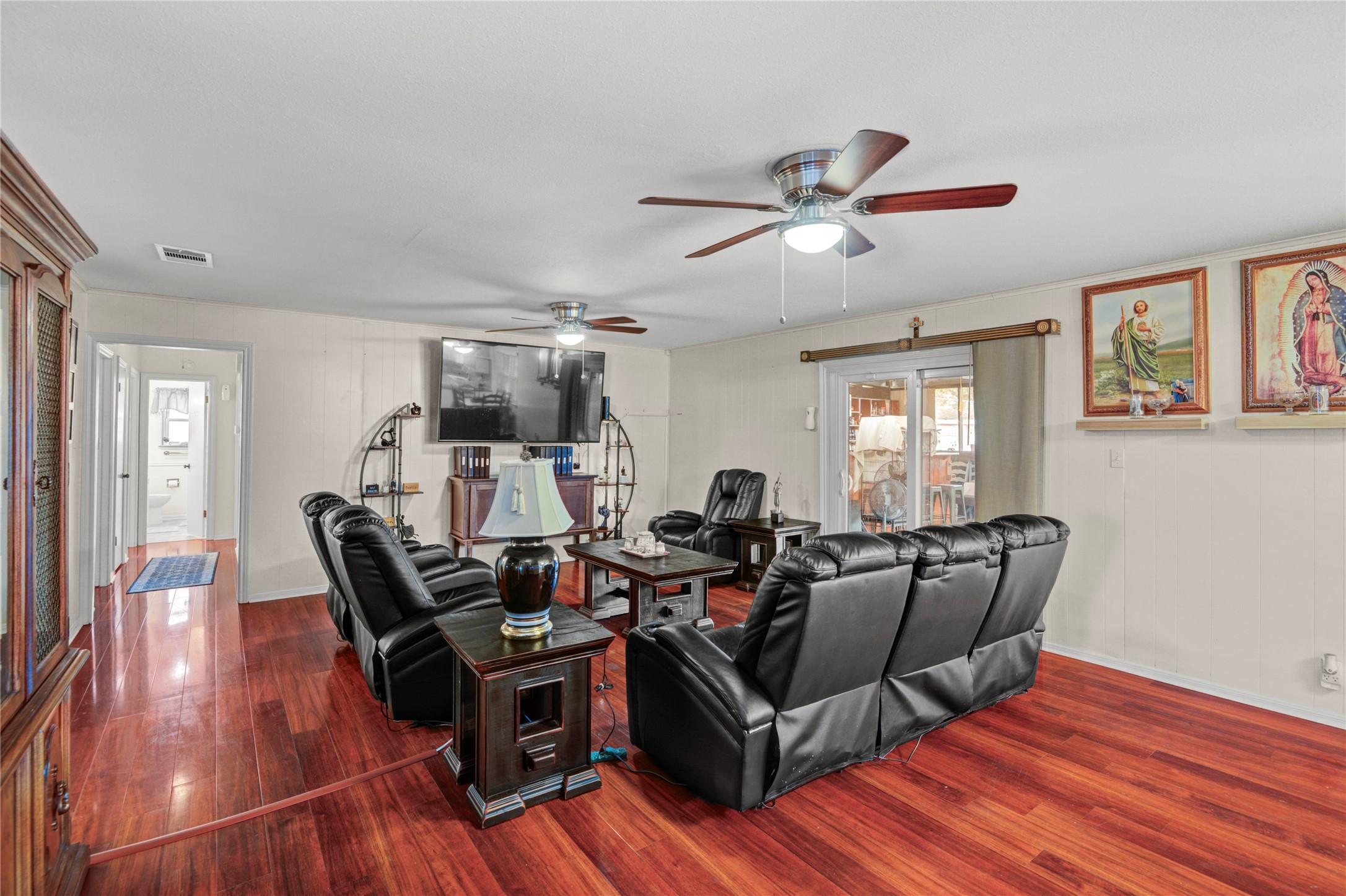 108 Spruce Street Lake Jackson, TX 77566 - Photo 7 of 31