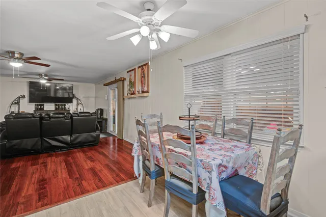 $269,900 | 108 Spruce Street, Lake Jackson, TX 77566