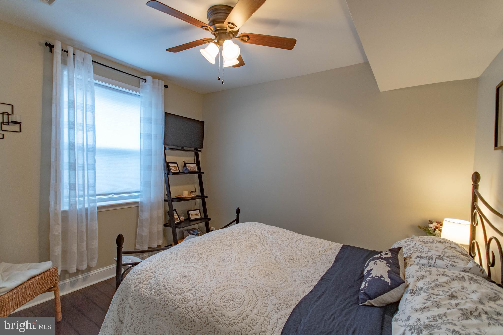 9258 Annapolis Road Philadelphia, PA 19114 - Photo 17 of 25 Gallery Image 17