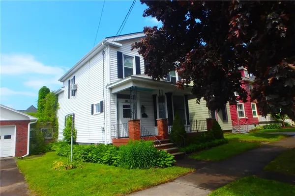 $199,900 | 188 West 5th Street, Oswego, NY 13126