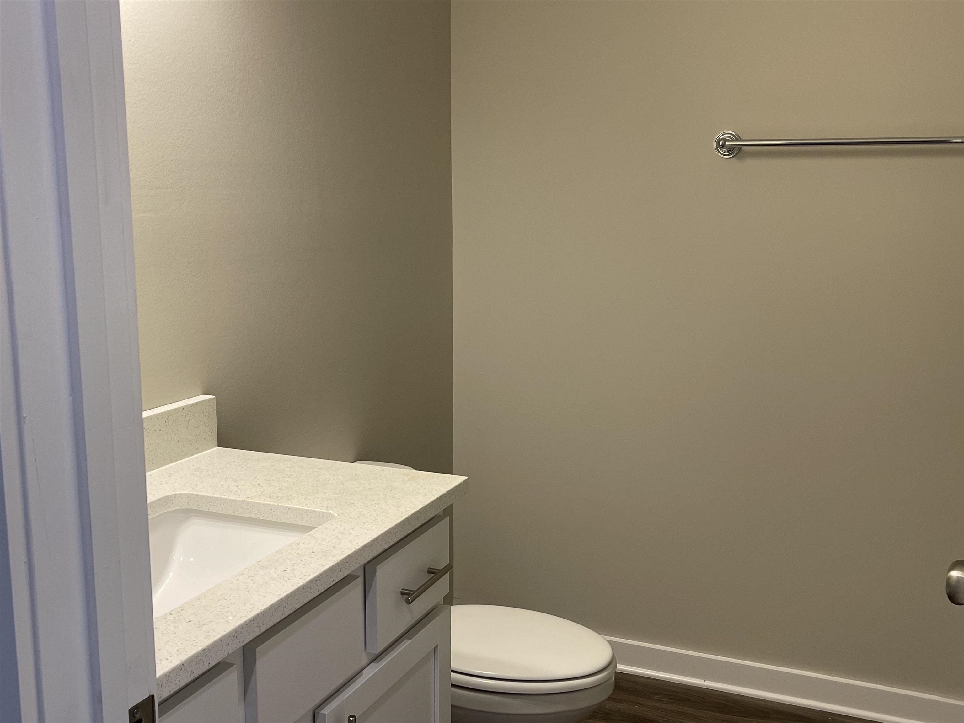816 Ginger Lee Street Foley, AL 36535 - Photo 2 of 6 Primary Bathroom