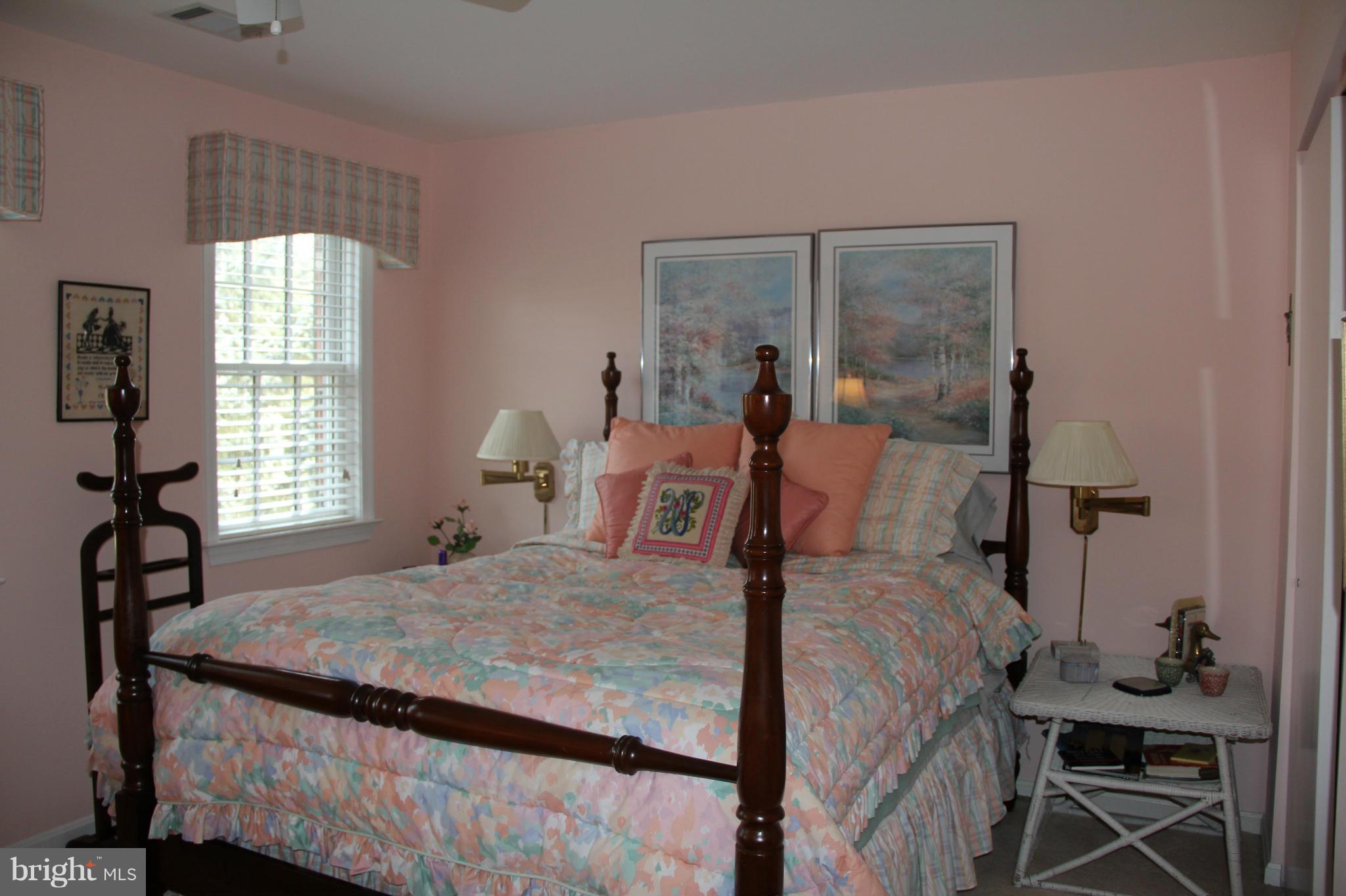 9011 Edgepark Road Vienna, VA 22182 - Photo 8 of 20 Bedroom