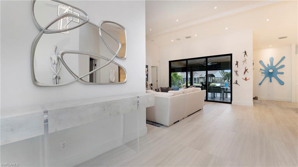 1650 Mullet Court Naples, FL 34102 - Photo 13 of 50