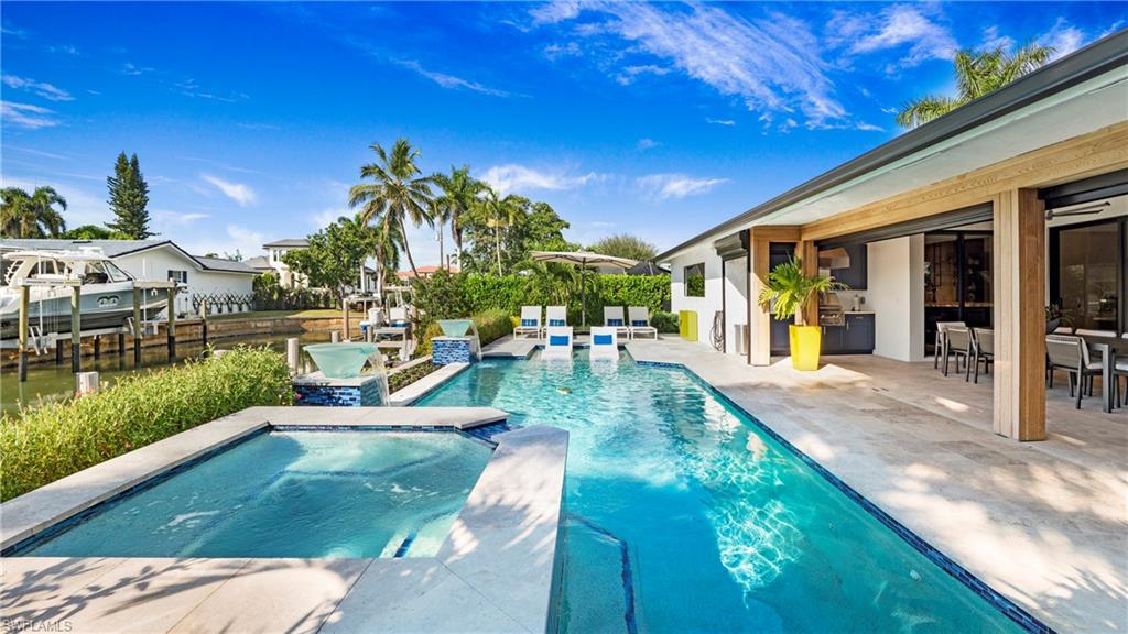 1650 Mullet Court Naples, FL 34102 - Photo 35 of 50