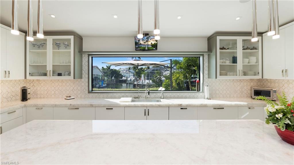 1650 Mullet Court Naples, FL 34102 - Photo 5 of 50