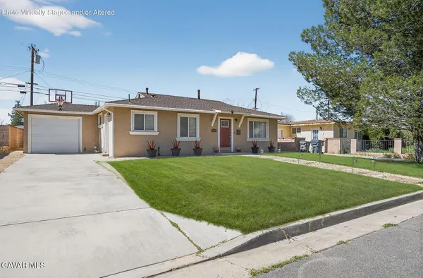 $399,999 | 44423 Kingtree Avenue, Lancaster, CA 93534