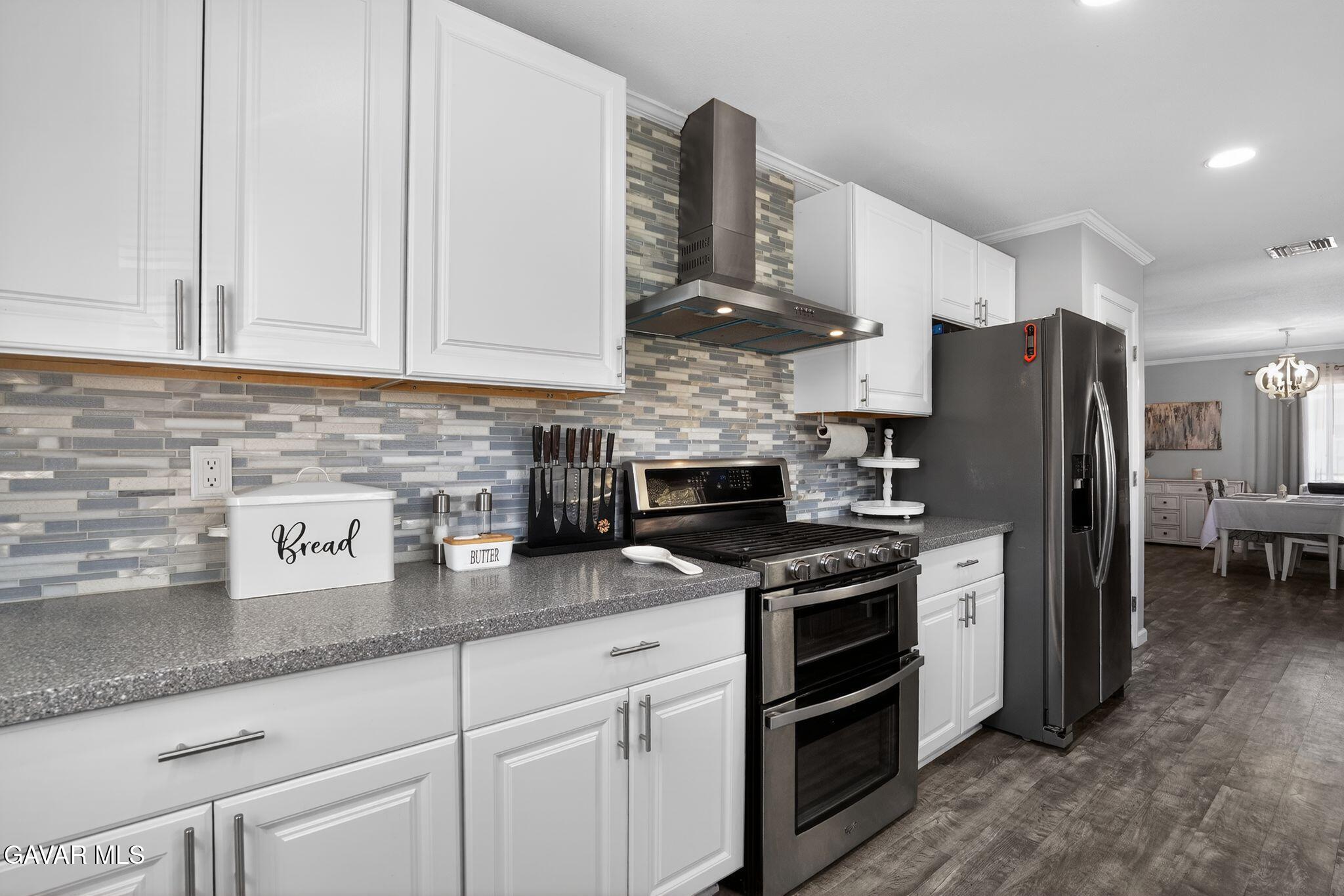 44423 Kingtree Avenue Lancaster, CA 93534 - Photo 11 of 33 8