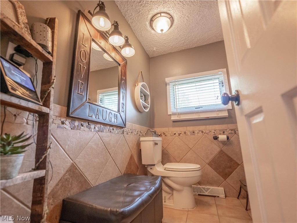 4012 Lane Road Painesville, OH 44077 - Photo 14 of 32