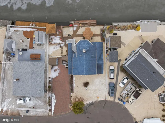 $749,900 | 43 Lawrence Drive, Manahawkin, NJ 08050