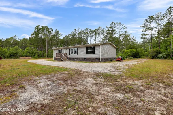 $1,800 | 233 Old Folkstone Road, Holly Ridge, NC 28445