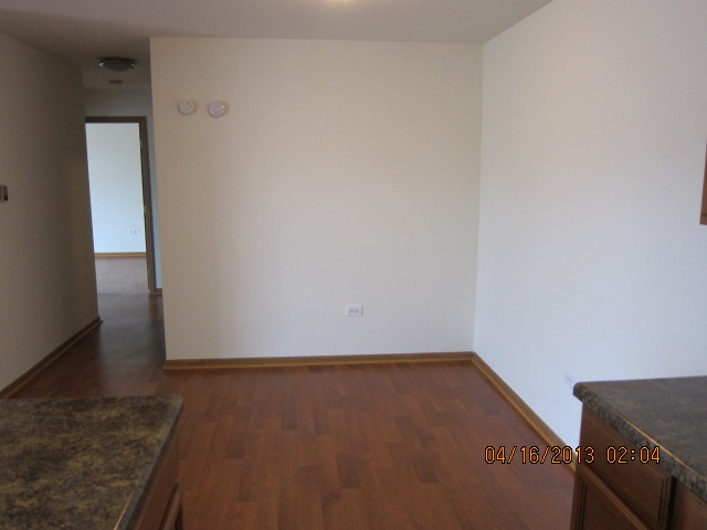923 Golf Course Road, Unit 5 Crystal Lake, IL 60014 - Photo 4 of 10