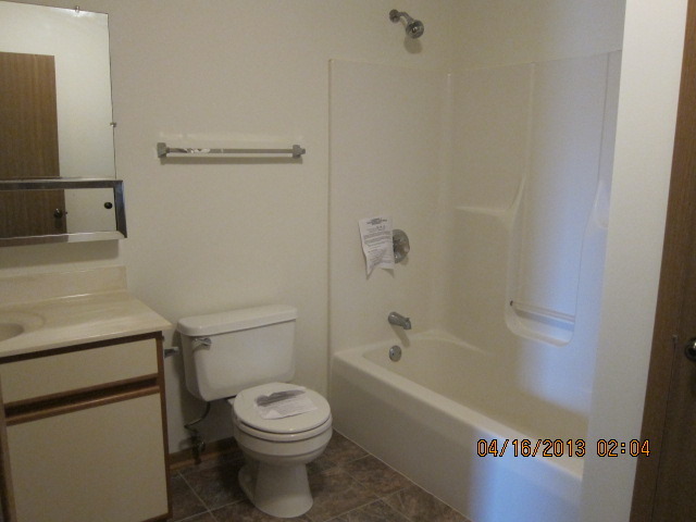923 Golf Course Road, Unit 5 Crystal Lake, IL 60014 - Photo 7 of 10